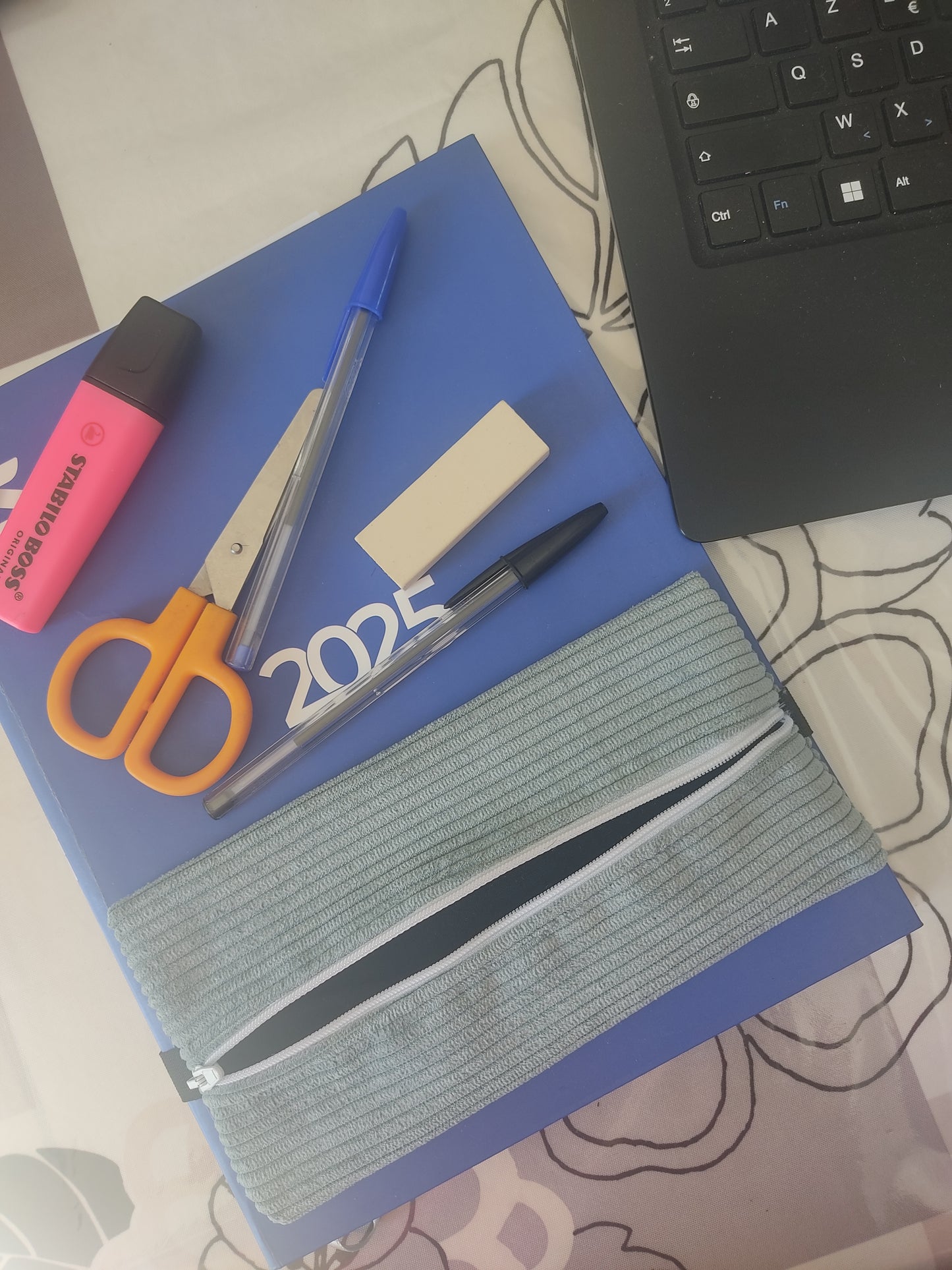 Trousse Plate