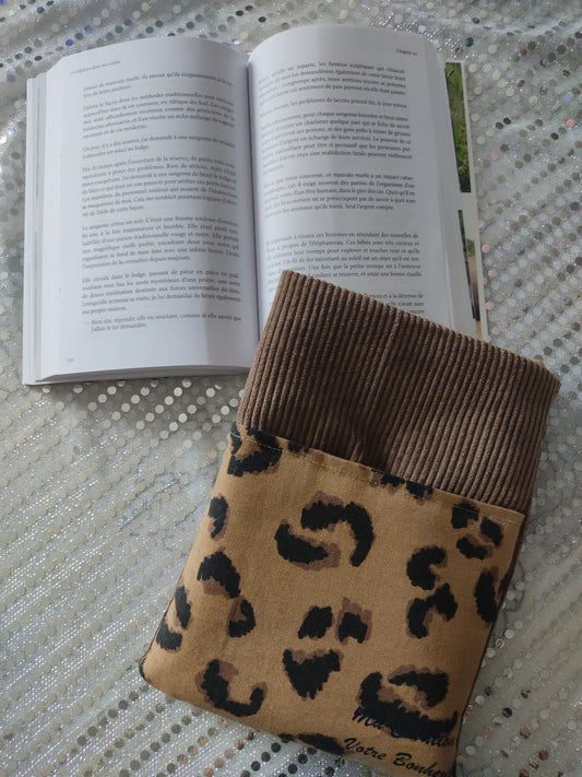 Broché ( double poche )